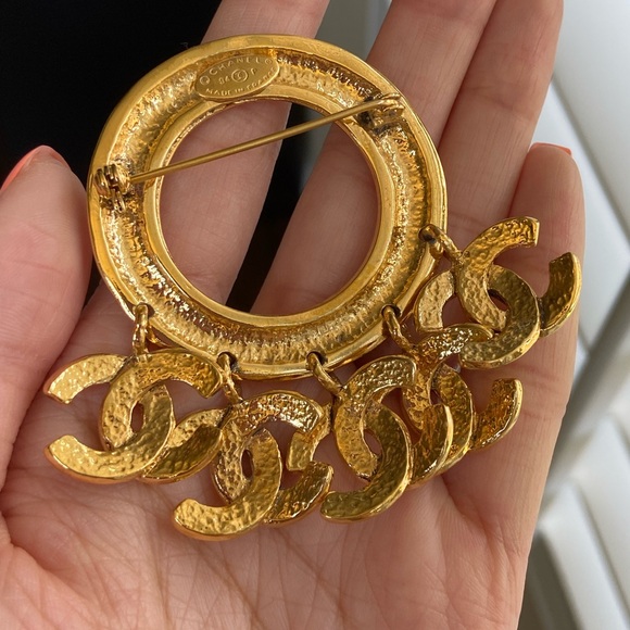 Chanel CC Multi Dangle Charm Brooch - Picture 4 of 8